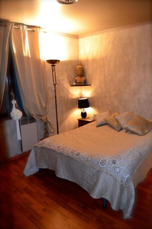 Villa Cyriel Contes  Camera foto