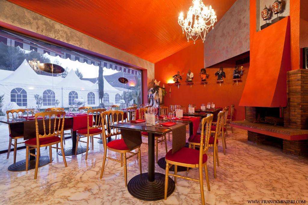 Villa Cyriel Contes  Esterno foto